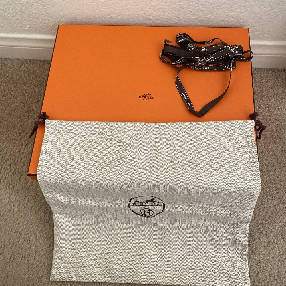 Authentic Hermes Box with Dust Bag Ribbon Large